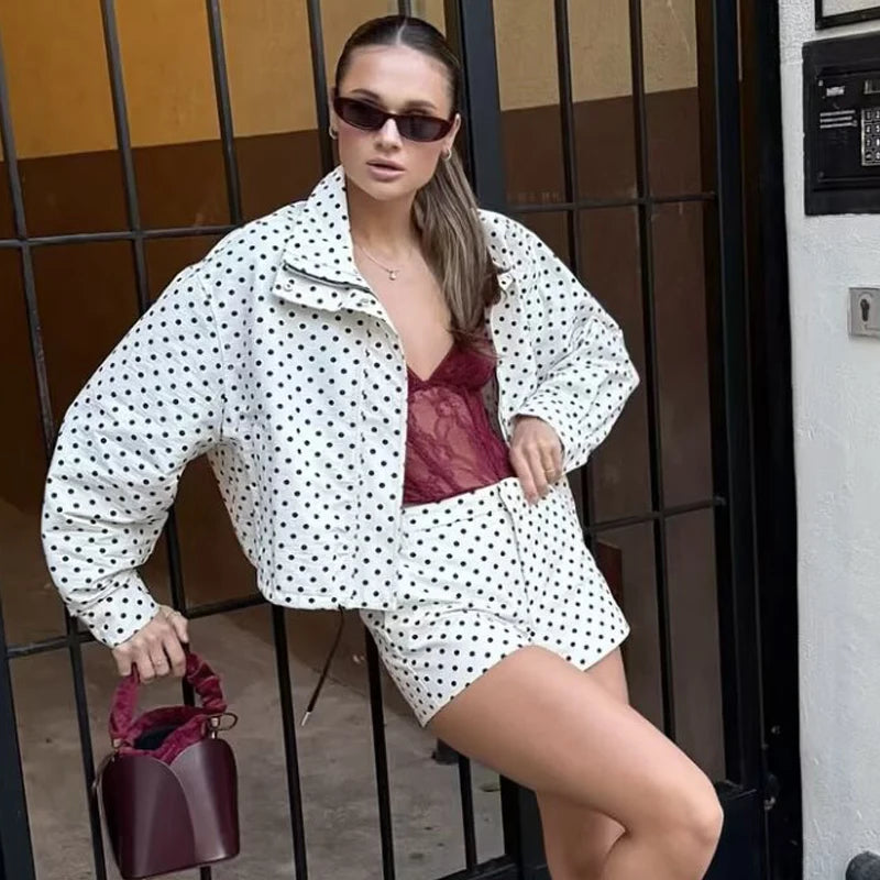 Campera Bombardera Oversize de Lunares para Mujer, Corte Crop con Cierre