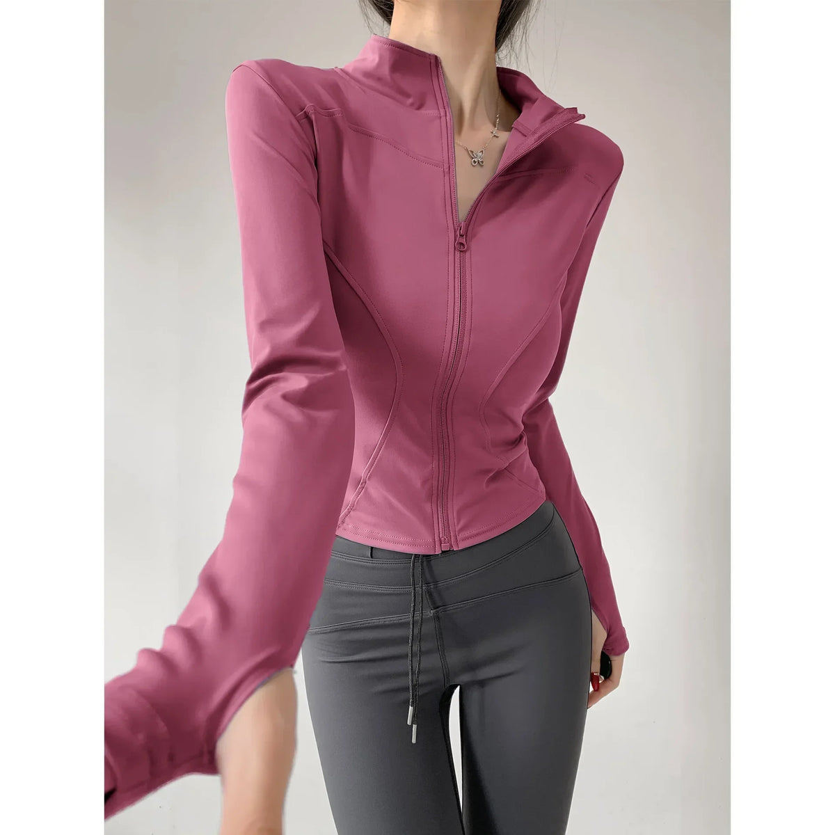 Campera Deportiva Mujer Slim Fit con Cierre y Secado Rápido